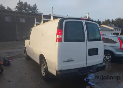 2019 Chevrolet Express 2500 Work Van from USA, damaged, VIN 1GCWGAFP1K1354915